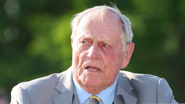 Jack Nicklaus speaks during the trophy ceremony after the final round of the 2023 Memorial Tournament.